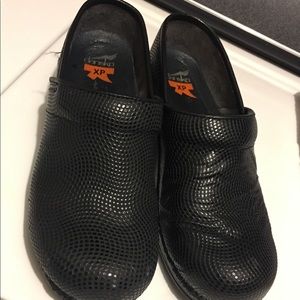 Dansko XP 38